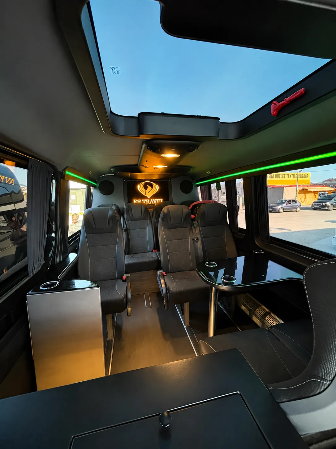 VW / MERCEDES SPRİNTER STANDART (4-7 PAX)